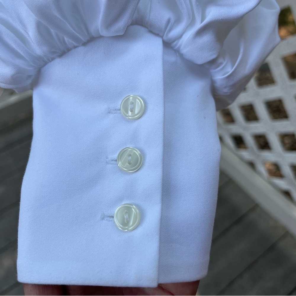 Petersyn White Cotton Medium‎ Blouse Buttons LS Puffy Sleeves Open Neck Collar - Picture 7 of 11